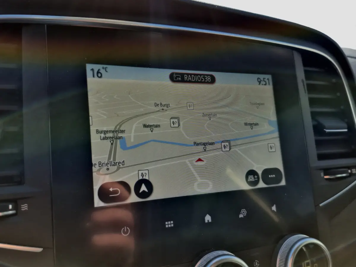 Estate 1.6 Plug-In Hybrid 160 Intens Trekhaak | Stoelverwarming | Keyless | Full LED | Parkeersensoren |