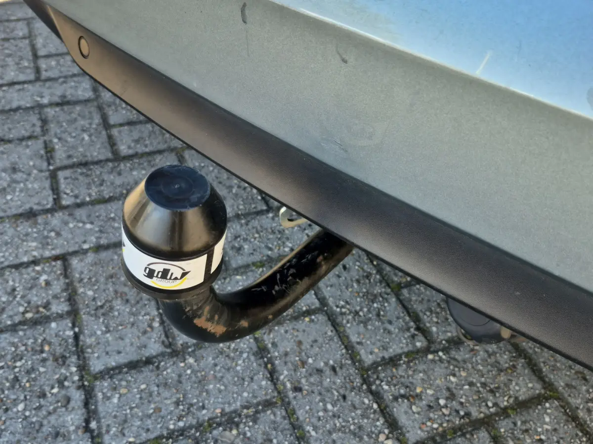 Estate 1.6 Plug-In Hybrid 160 Intens Trekhaak | Stoelverwarming | Keyless | Full LED | Parkeersensoren |