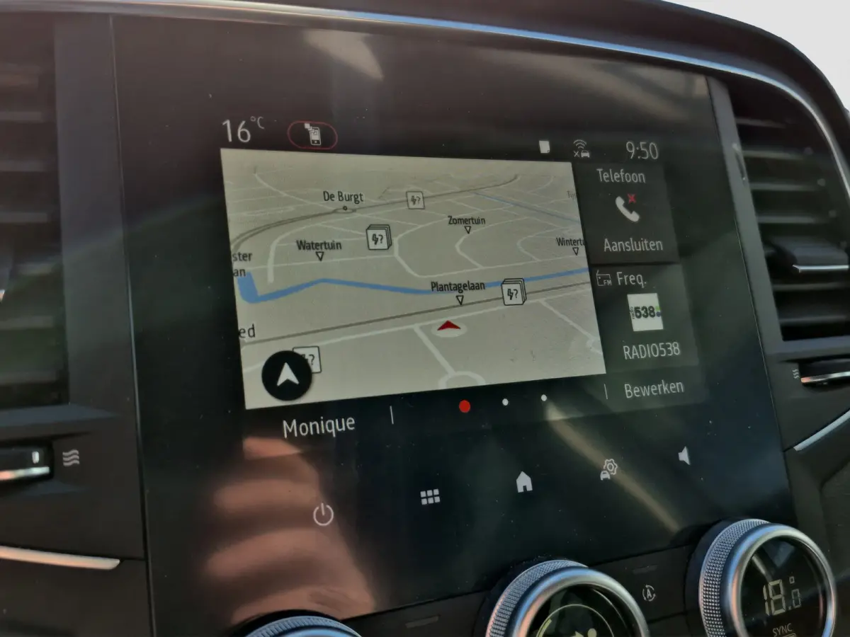 Estate 1.6 Plug-In Hybrid 160 Intens Trekhaak | Stoelverwarming | Keyless | Full LED | Parkeersensoren |