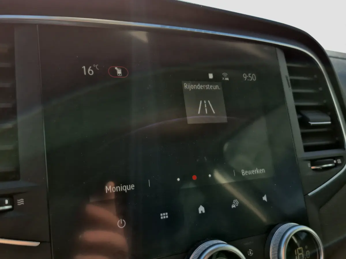 Estate 1.6 Plug-In Hybrid 160 Intens Trekhaak | Stoelverwarming | Keyless | Full LED | Parkeersensoren |