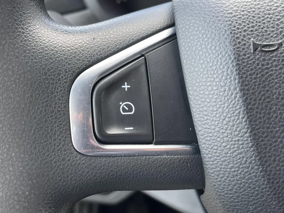 T35 2.3 dCi 150 L3H2*CARPLAY*NAV*CRUISE*A/C*3PERS*