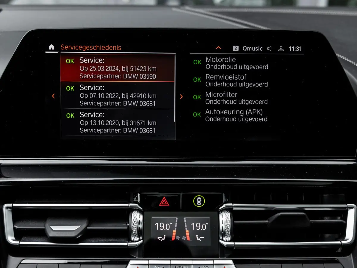 840i xDrive High Executive | M-SPORT | INDIVIDUAL FROZEN BLUESTONE | 20 INCH | HARMAN KARDON | SCHUIF-KANTELDAK | SOFTCLOSE | BMW LASER | RIJ-ASSISTENTIE PAKKET | INTEGRAL ACTIVE STEERING | 