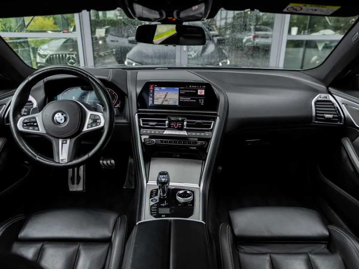 840i xDrive High Executive | M-SPORT | INDIVIDUAL FROZEN BLUESTONE | 20 INCH | HARMAN KARDON | SCHUIF-KANTELDAK | SOFTCLOSE | BMW LASER | RIJ-ASSISTENTIE PAKKET | INTEGRAL ACTIVE STEERING | 