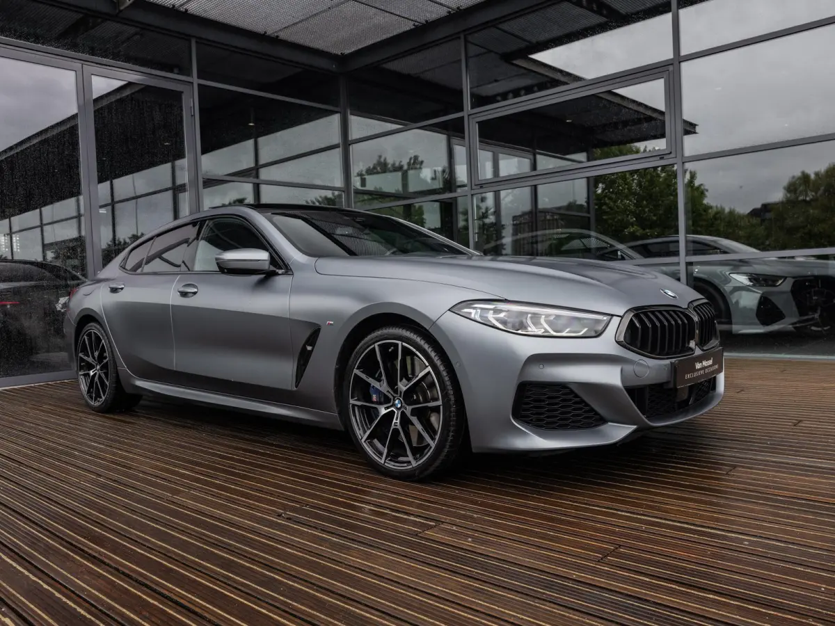 840i xDrive High Executive | M-SPORT | INDIVIDUAL FROZEN BLUESTONE | 20 INCH | HARMAN KARDON | SCHUIF-KANTELDAK | SOFTCLOSE | BMW LASER | RIJ-ASSISTENTIE PAKKET | INTEGRAL ACTIVE STEERING | 