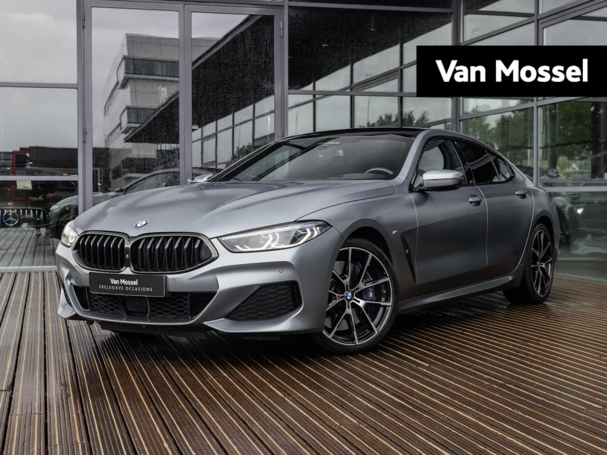 840i xDrive High Executive | M-SPORT | INDIVIDUAL FROZEN BLUESTONE | 20 INCH | HARMAN KARDON | SCHUIF-KANTELDAK | SOFTCLOSE | BMW LASER | RIJ-ASSISTENTIE PAKKET | INTEGRAL ACTIVE STEERING | 