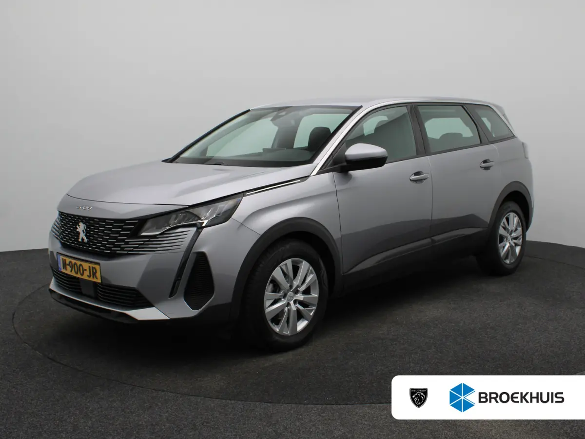 1.2 PureTech Blue Lease Active 3e Zitrij | Navigatie | Camera | Parkeersensoren | Cruise Control | Apple Carplay/Android Auto | 17" Lichtmetalen Velgen