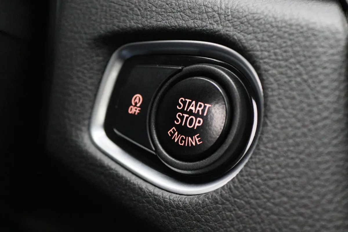 218i Executive Automaat Climate, Cruise, Navigatie, Bluetooth, LED, PDC, Elektrische Pakket, 16''