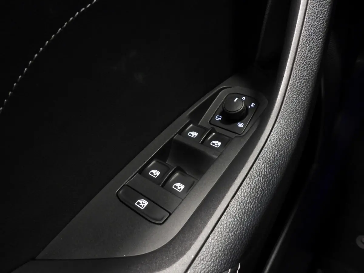 1.5 TSI Business Edition 7-Pers. NAVI/CAMERA/CLIMA/18"LMV!