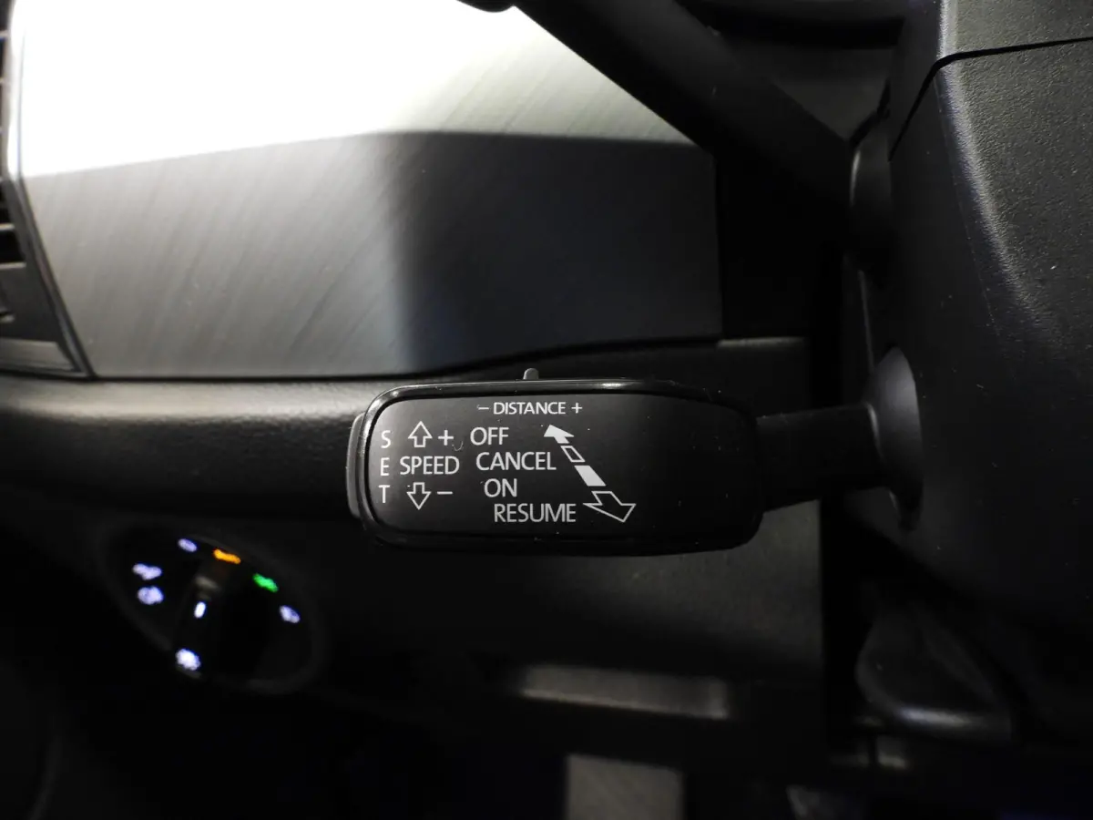 1.5 TSI Business Edition 7-Pers. NAVI/CAMERA/CLIMA/18"LMV!