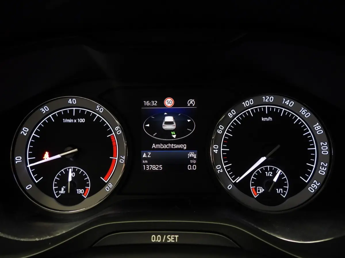 1.5 TSI Business Edition 7-Pers. NAVI/CAMERA/CLIMA/18"LMV!
