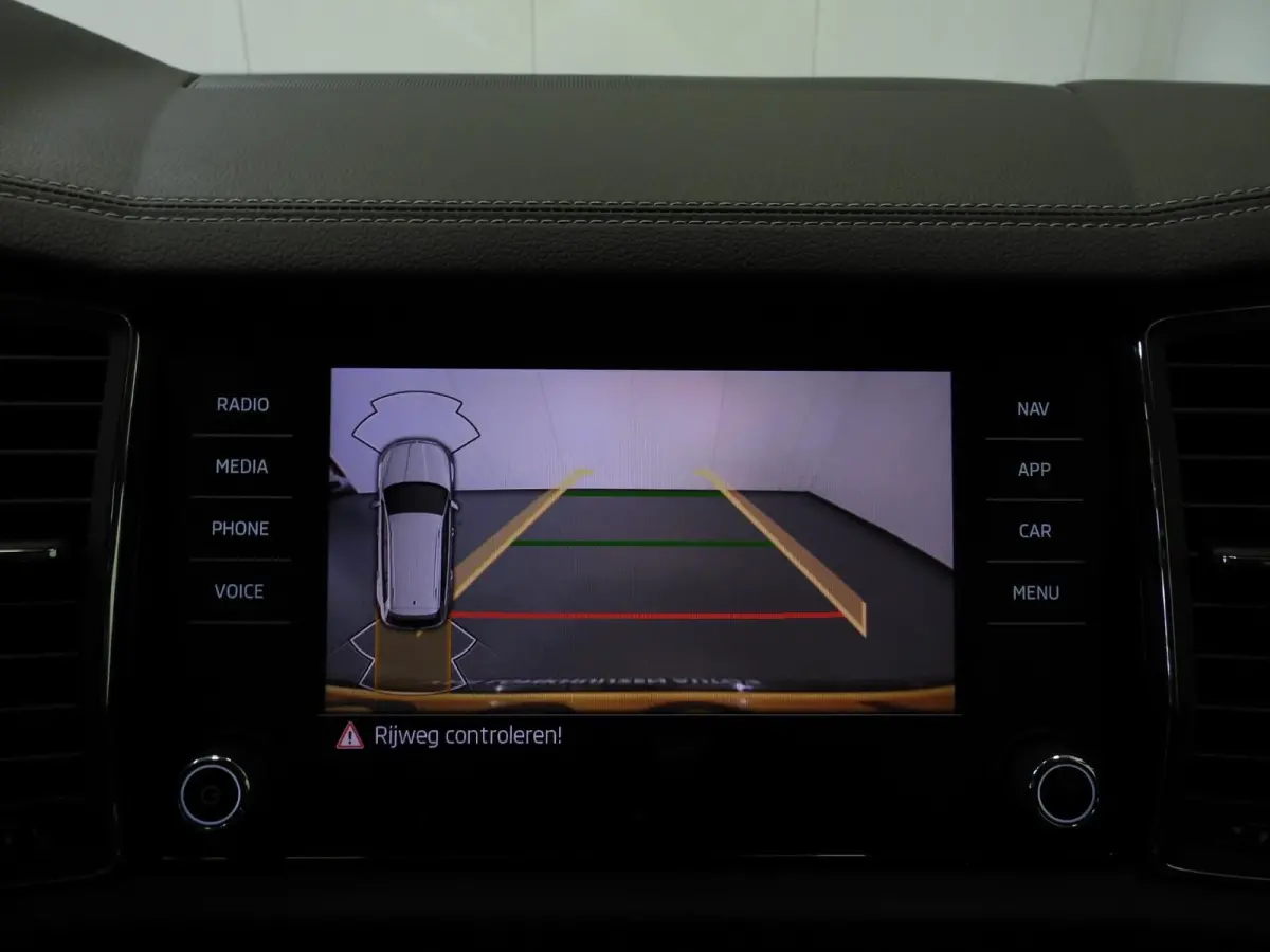 1.5 TSI Business Edition 7-Pers. NAVI/CAMERA/CLIMA/18"LMV!