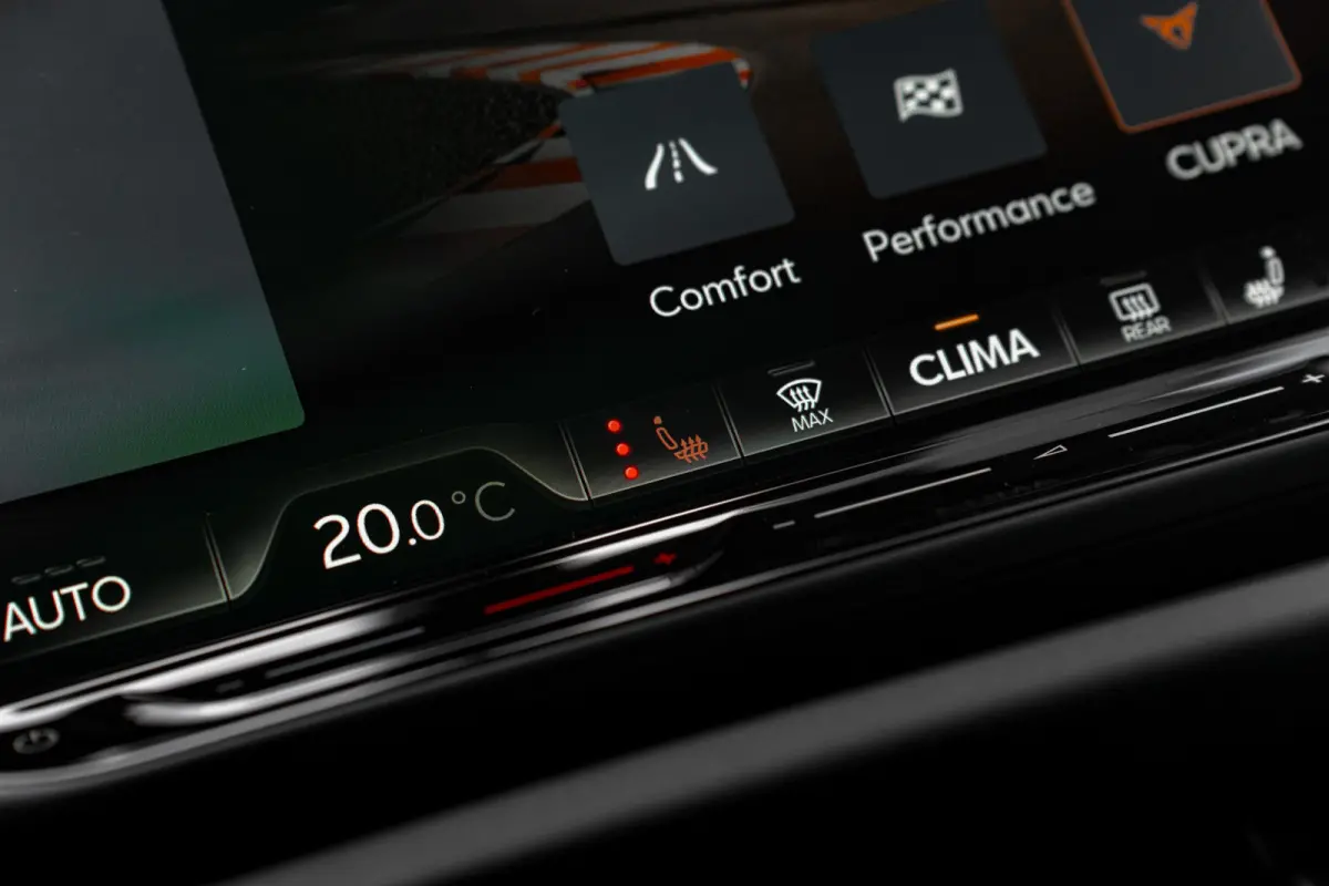 1.5 TSI e-Hybrid 272pk VZ Performance | Panoramadak | Trekhaak | 360 Camera | Sennheiser | 20"