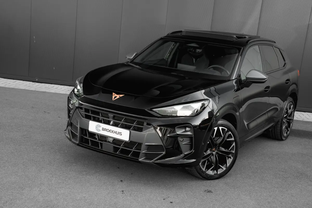 1.5 TSI e-Hybrid 272pk VZ Performance | Panoramadak | Trekhaak | 360 Camera | Sennheiser | 20"