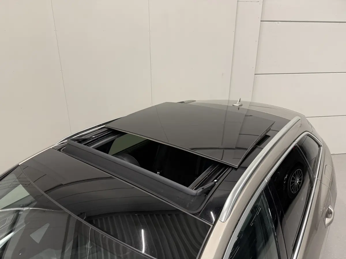 55 TFSI e quattro Competition PANO/SOH 99%/HEAD-UP/MEMORY/360CAMERA/CARPLAY/SFEER/KEYLESS/ACC/MATRIX/20"AUDISPORT/S-LINE SPORTPAKKET/KARATBEIGE METALLIC/VOLLEDIG AUDI DEALER HISTORIE