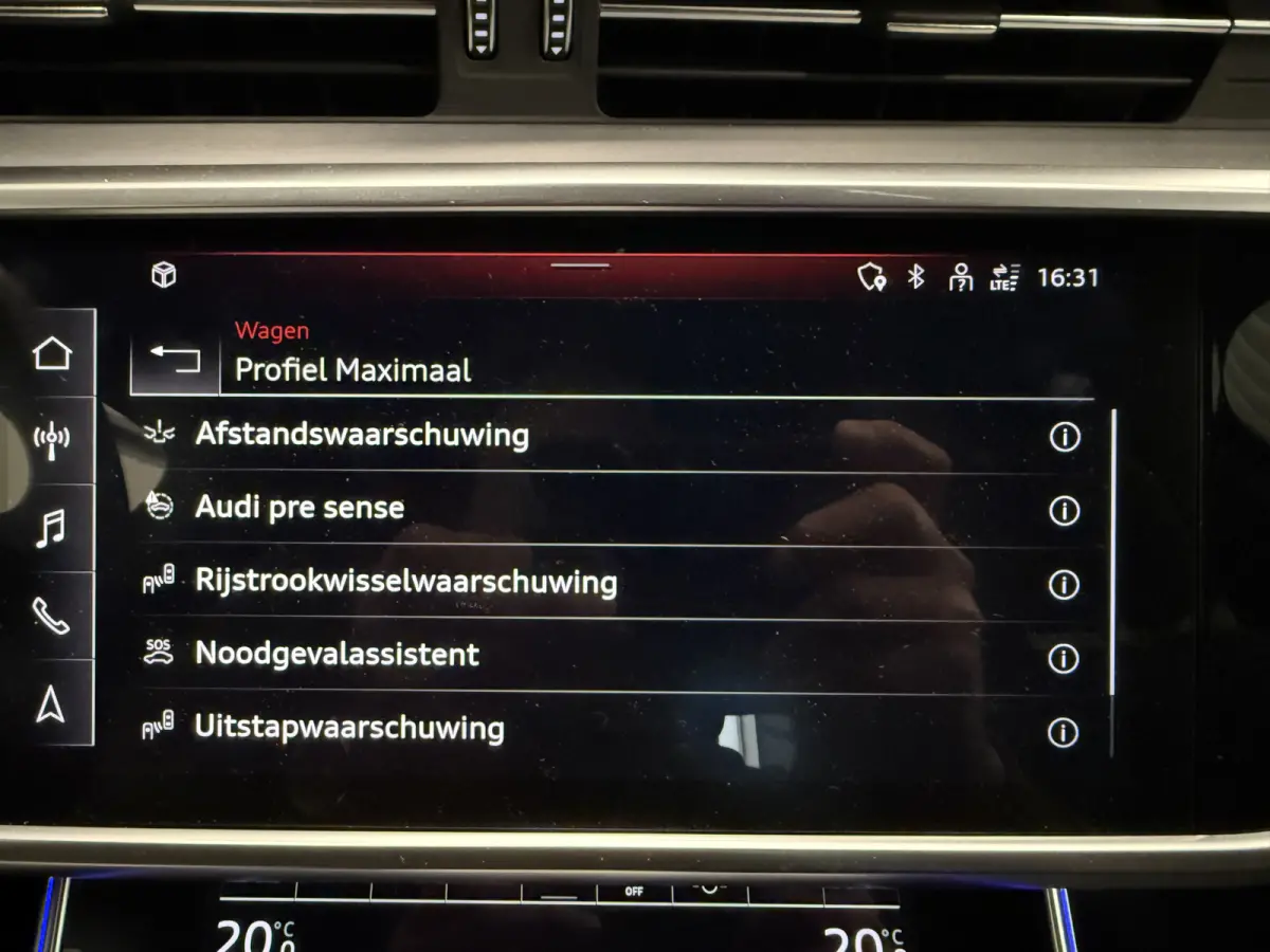 55 TFSI e quattro Competition PANO/SOH 99%/HEAD-UP/MEMORY/360CAMERA/CARPLAY/SFEER/KEYLESS/ACC/MATRIX/20"AUDISPORT/S-LINE SPORTPAKKET/KARATBEIGE METALLIC/VOLLEDIG AUDI DEALER HISTORIE