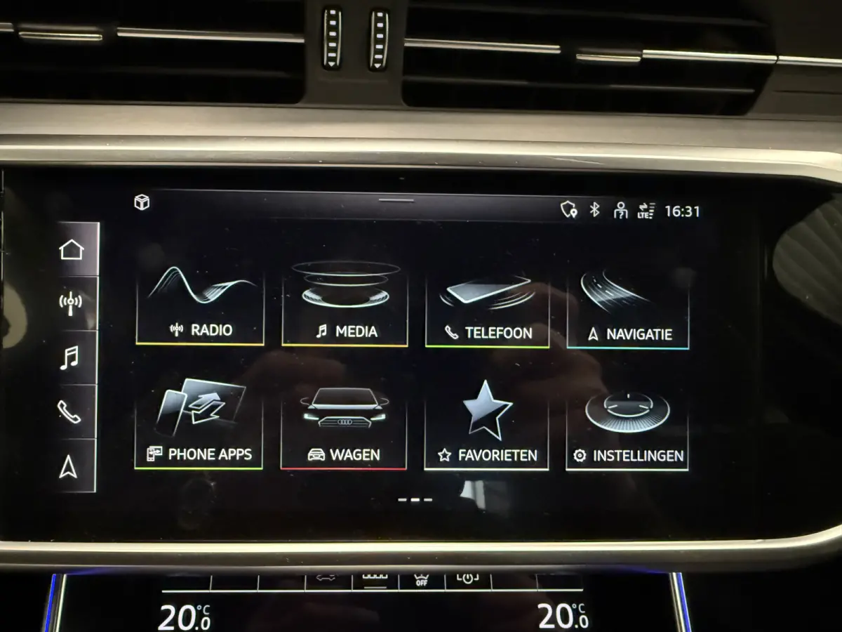 55 TFSI e quattro Competition PANO/SOH 99%/HEAD-UP/MEMORY/360CAMERA/CARPLAY/SFEER/KEYLESS/ACC/MATRIX/20"AUDISPORT/S-LINE SPORTPAKKET/KARATBEIGE METALLIC/VOLLEDIG AUDI DEALER HISTORIE