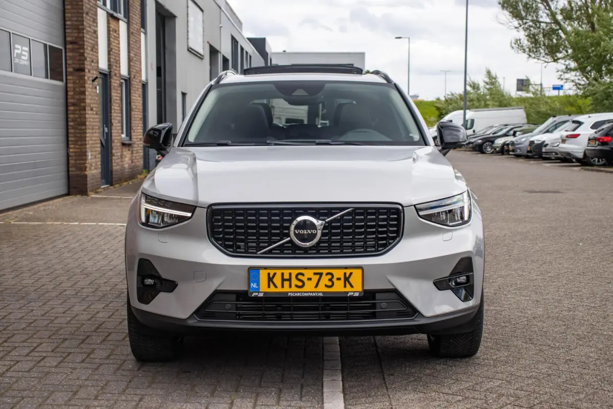 1.5 T5 Plug-in hybrid Ultimate Dark, Pano, Leder