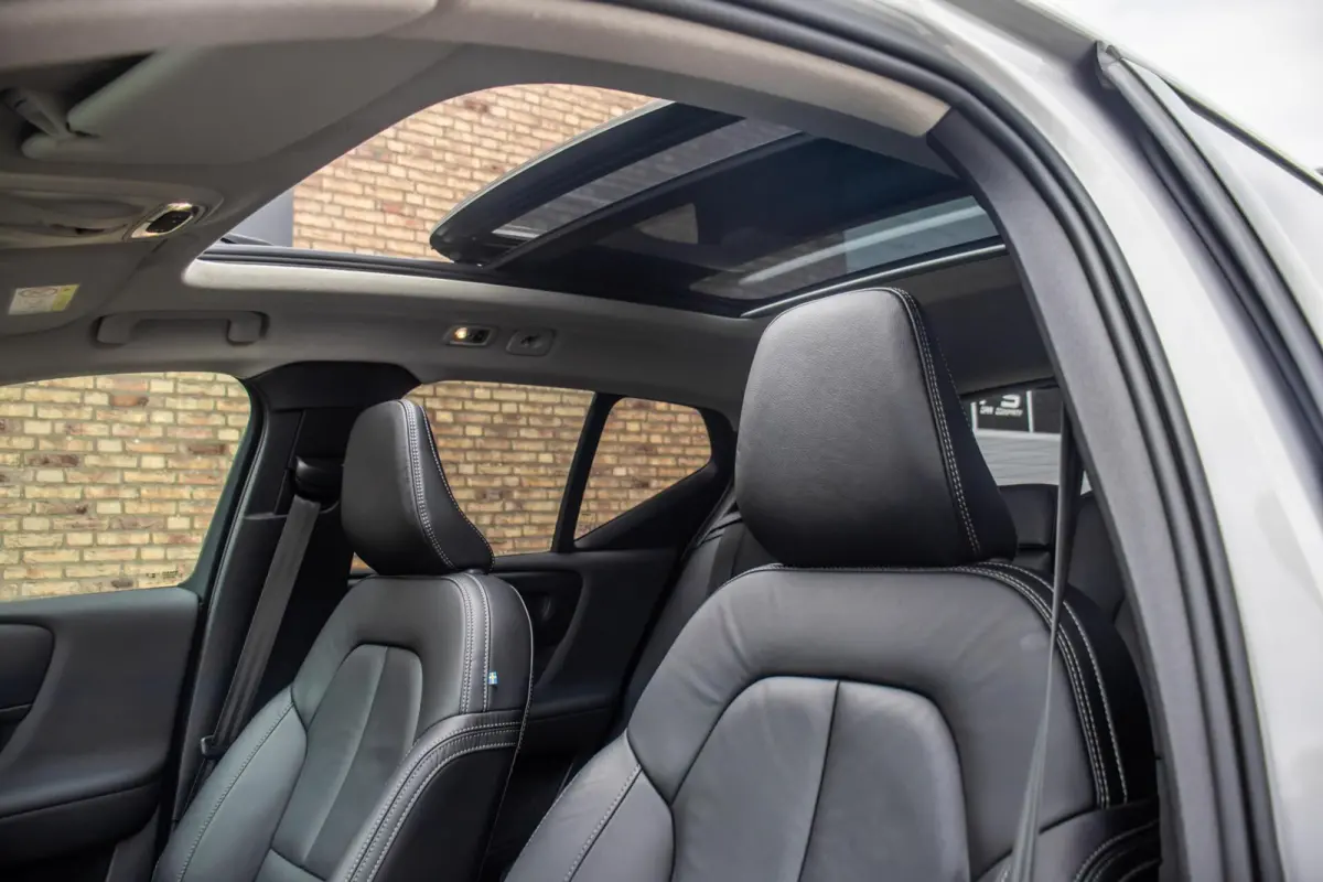 1.5 T5 Plug-in hybrid Ultimate Dark, Pano, Leder