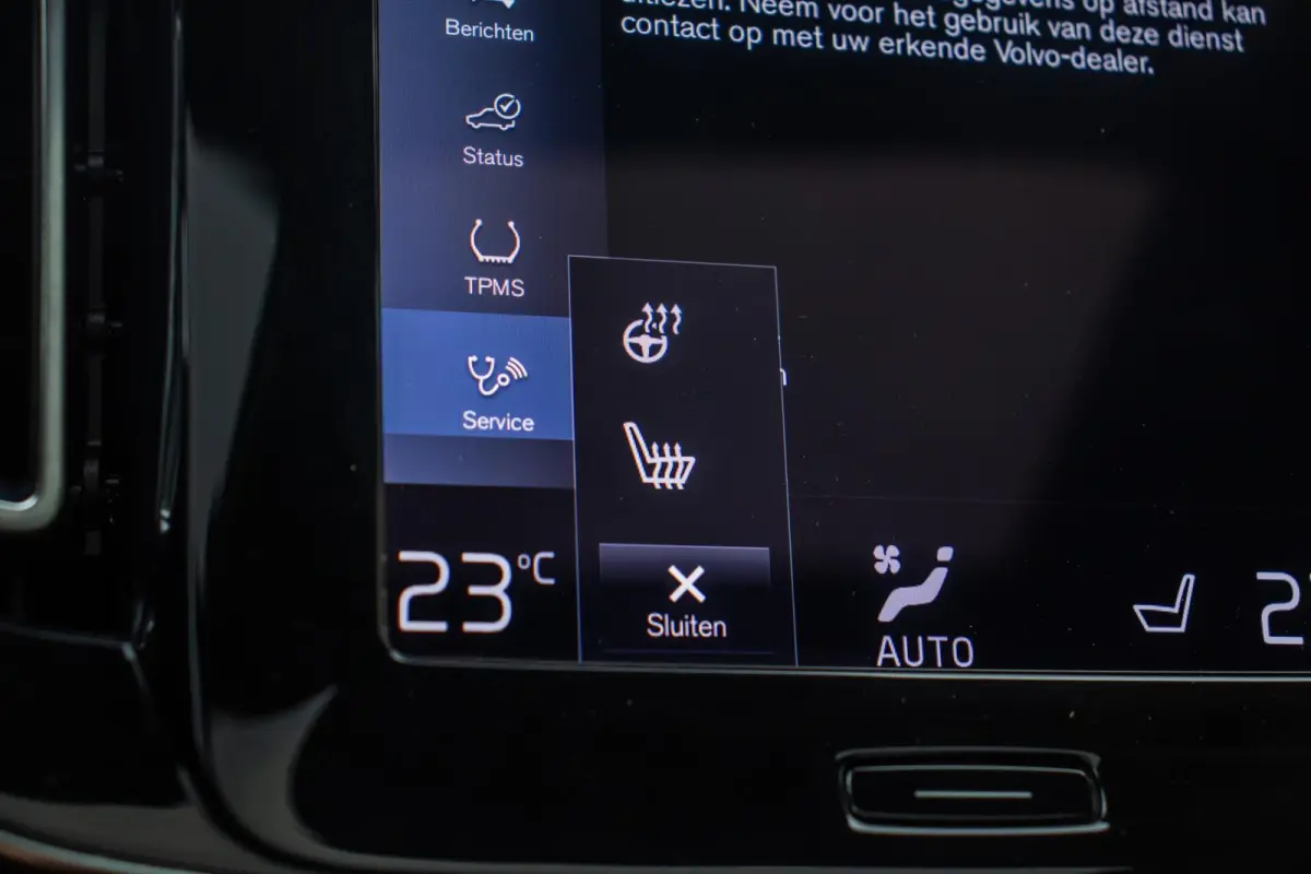 1.5 T5 Plug-in hybrid Ultimate Dark, Pano, Leder