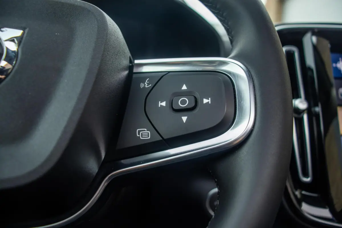 1.5 T5 Plug-in hybrid Ultimate Dark, Pano, Leder