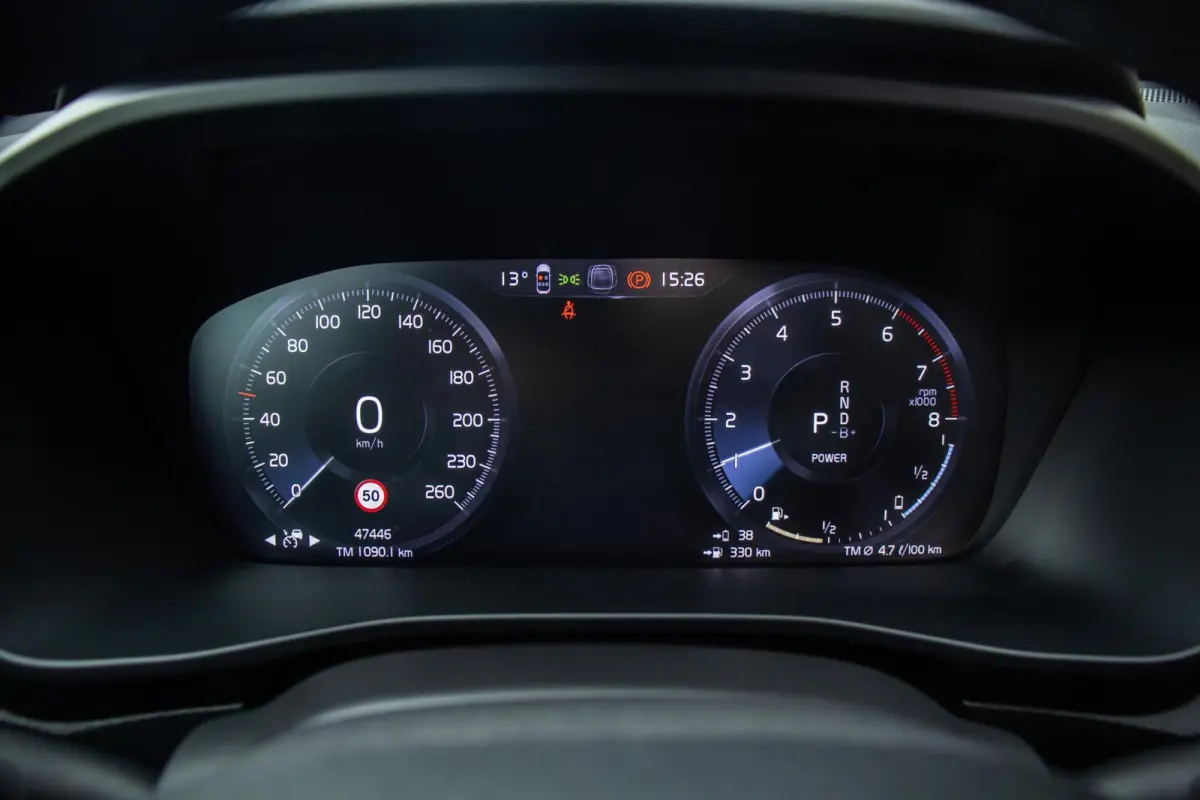 1.5 T5 Plug-in hybrid Ultimate Dark, Pano, Leder