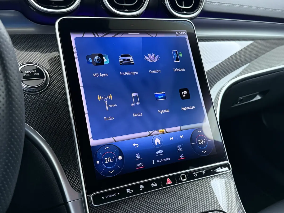 300e AMG // SoH 99% // Trekhaak // Memory // 360 Camera // Keyless // Digital Light // Privacy Glass // Carplay