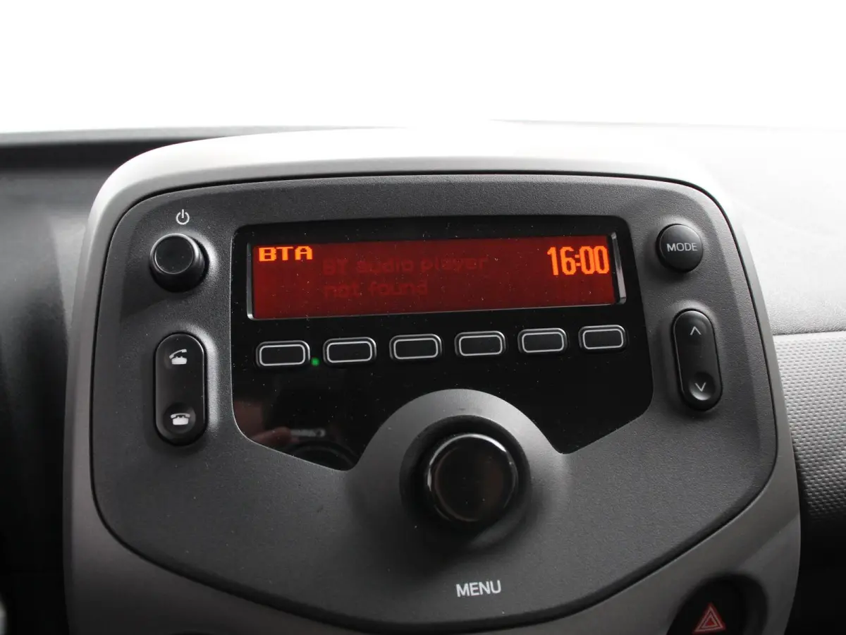 1.0 e-VTi Active Airco Bluetooth Led dagrij verlichting Multi functioneel stuur 5 deurs