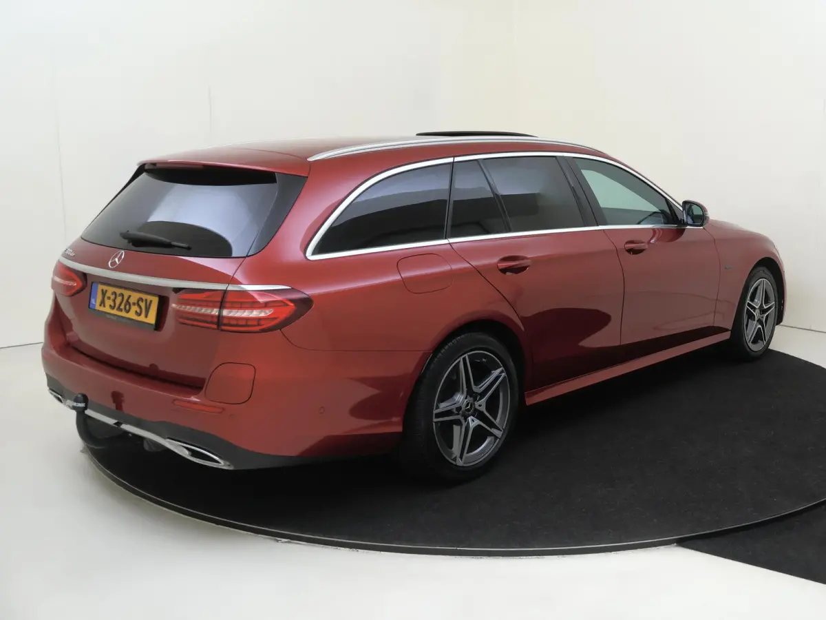 300 de AMG Line / Stoelverwarming / Panaroma-dak / Trekhaak /
