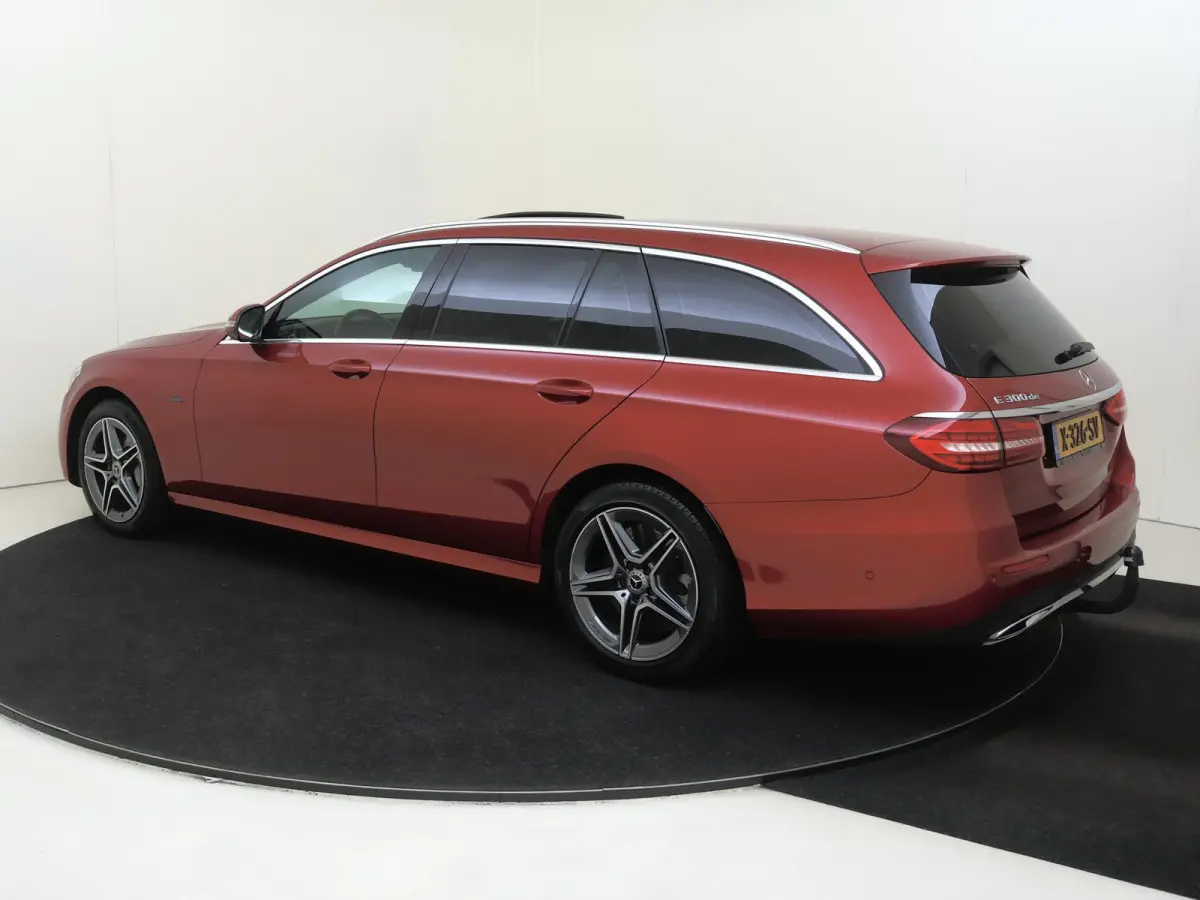 300 de AMG Line / Stoelverwarming / Panaroma-dak / Trekhaak /