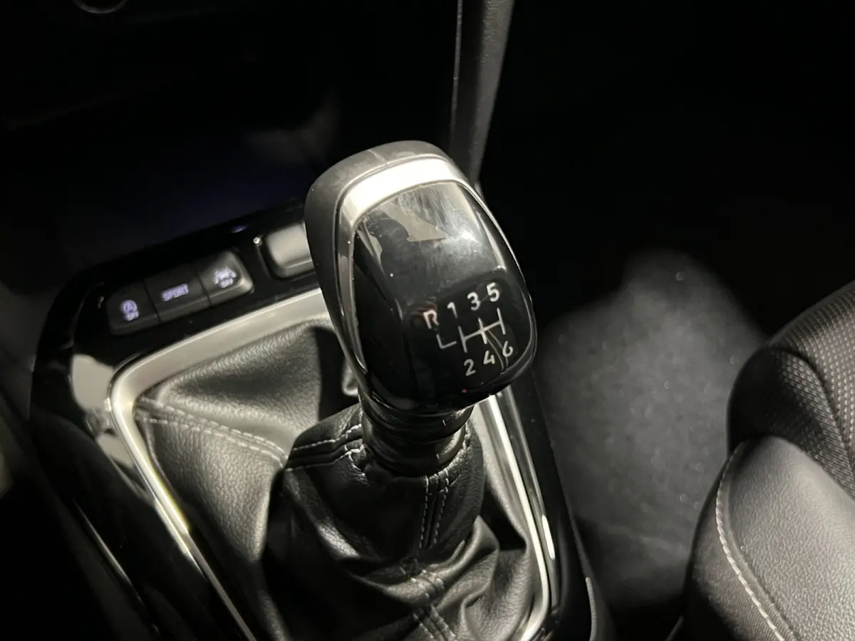 1.2 Turbo GS-line | Android/Apple Carplay | Lichtmetalen Velgen 16" | PDC Voor en Achter | Cruise Control | DAB | Airco |