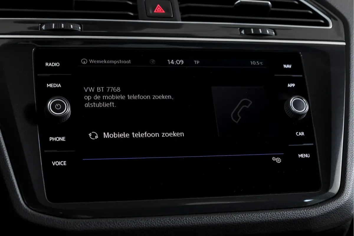 1.5 TSI ACT 150 PK Comfortline Business | Trekhaak | Adapt. Cruise | PDC | Camera | NAV + App. Connect | ECC | LM 17" |