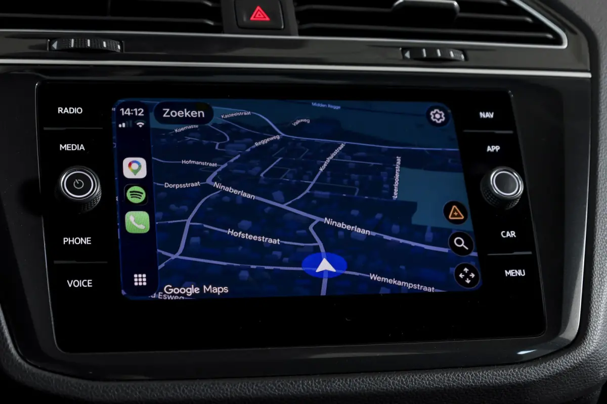 1.5 TSI ACT 150 PK Comfortline Business | Trekhaak | Adapt. Cruise | PDC | Camera | NAV + App. Connect | ECC | LM 17" |