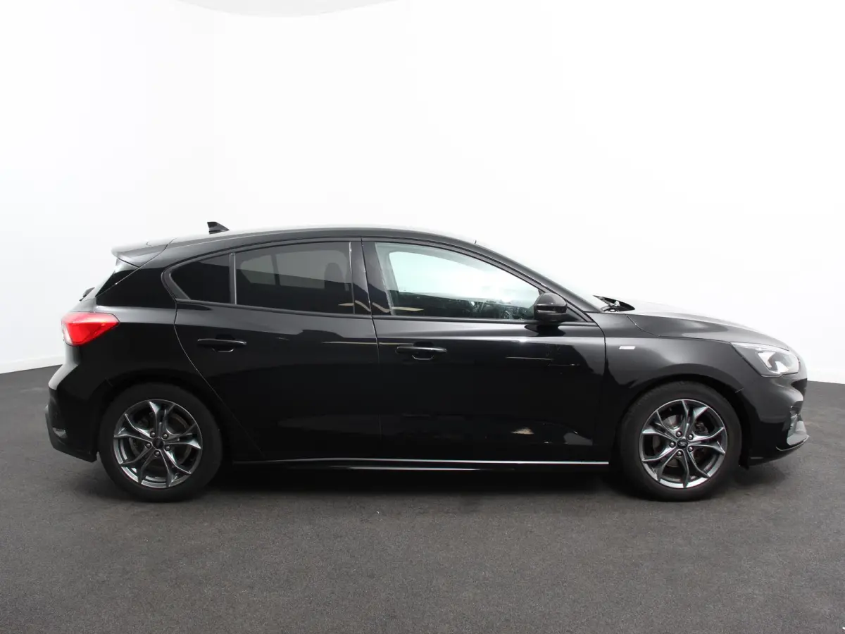 1.0 EcoBoost Hybrid ST Line Business Navigatie Cruise Control Privacy Glass Parkeer sensoren