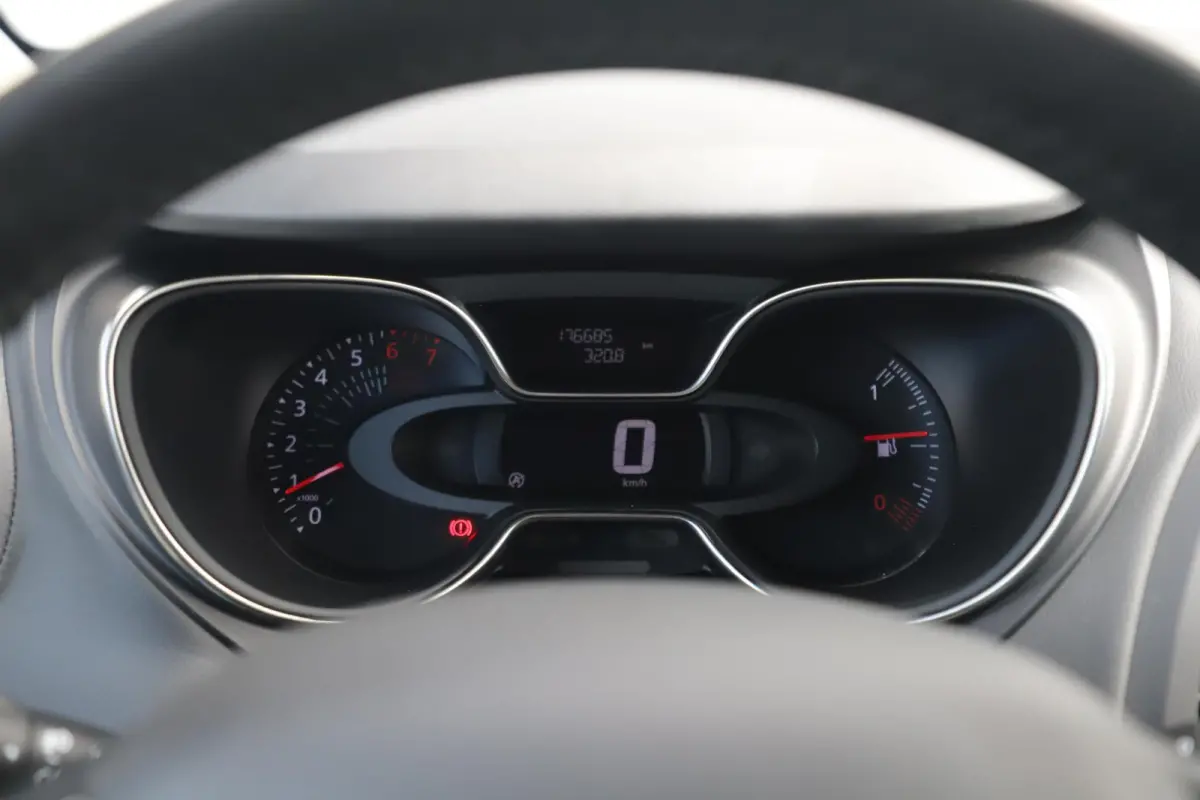 1.2 TCe Initiale Paris BOSE Lederen Bekleding Navigatie Achteruitrijcamera LED Stoelverwarming