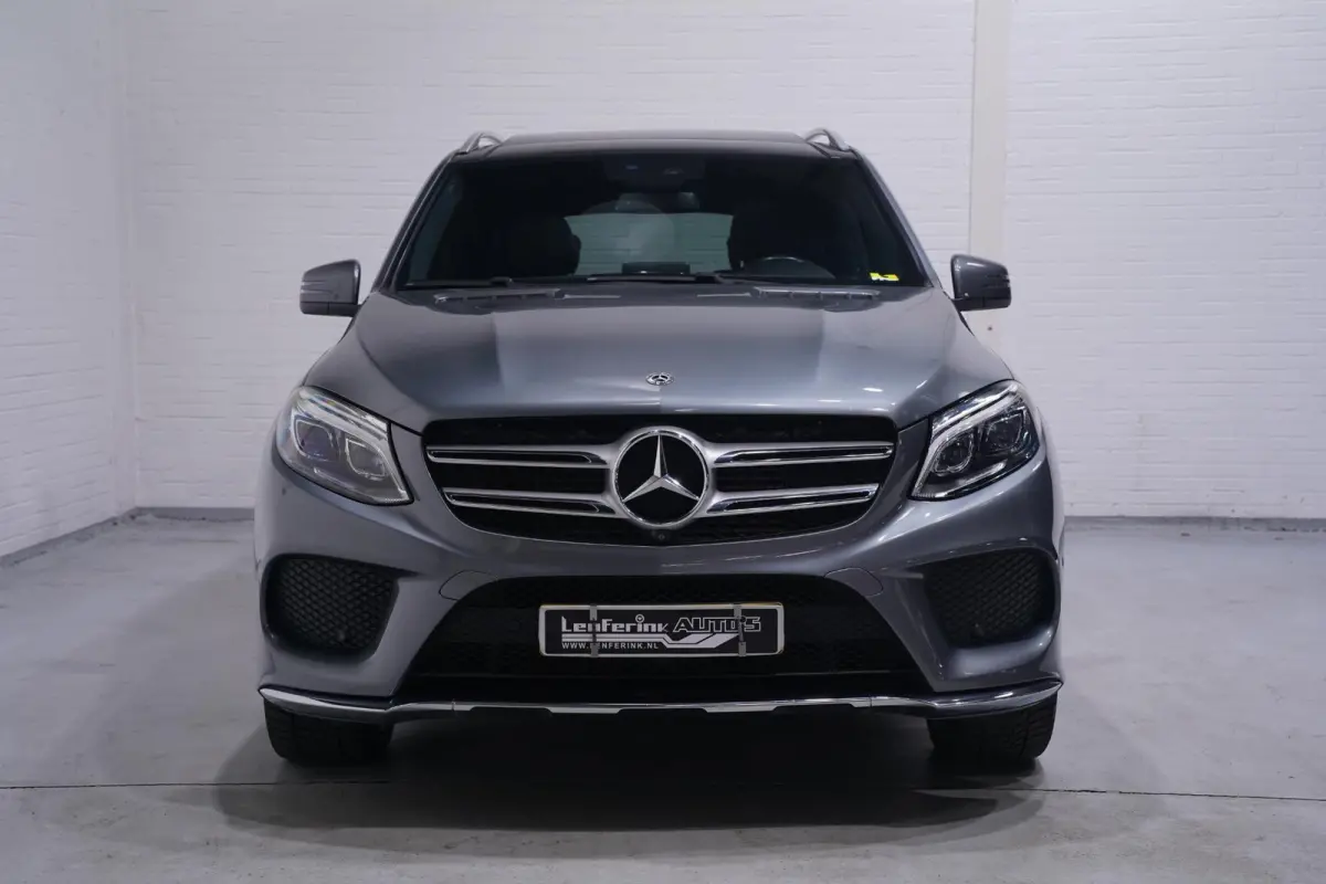 250 d 4MATIC AMG Sport Edition NAP Panodak Leder Luchtvering 21"-inch Soft-close Wegklapbare trekhaak Apple Carplay