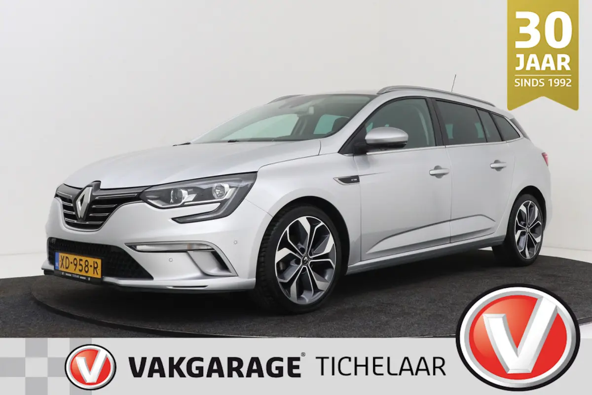 1.2 TCe GT-Line | 29.000 KM! | Camera | CarPlay | Dakdragers | Digital Cockpit | Sportstoelen |