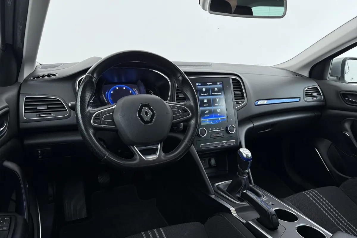 1.2 TCe GT-Line | 29.000 KM! | Camera | CarPlay | Dakdragers | Digital Cockpit | Sportstoelen |
