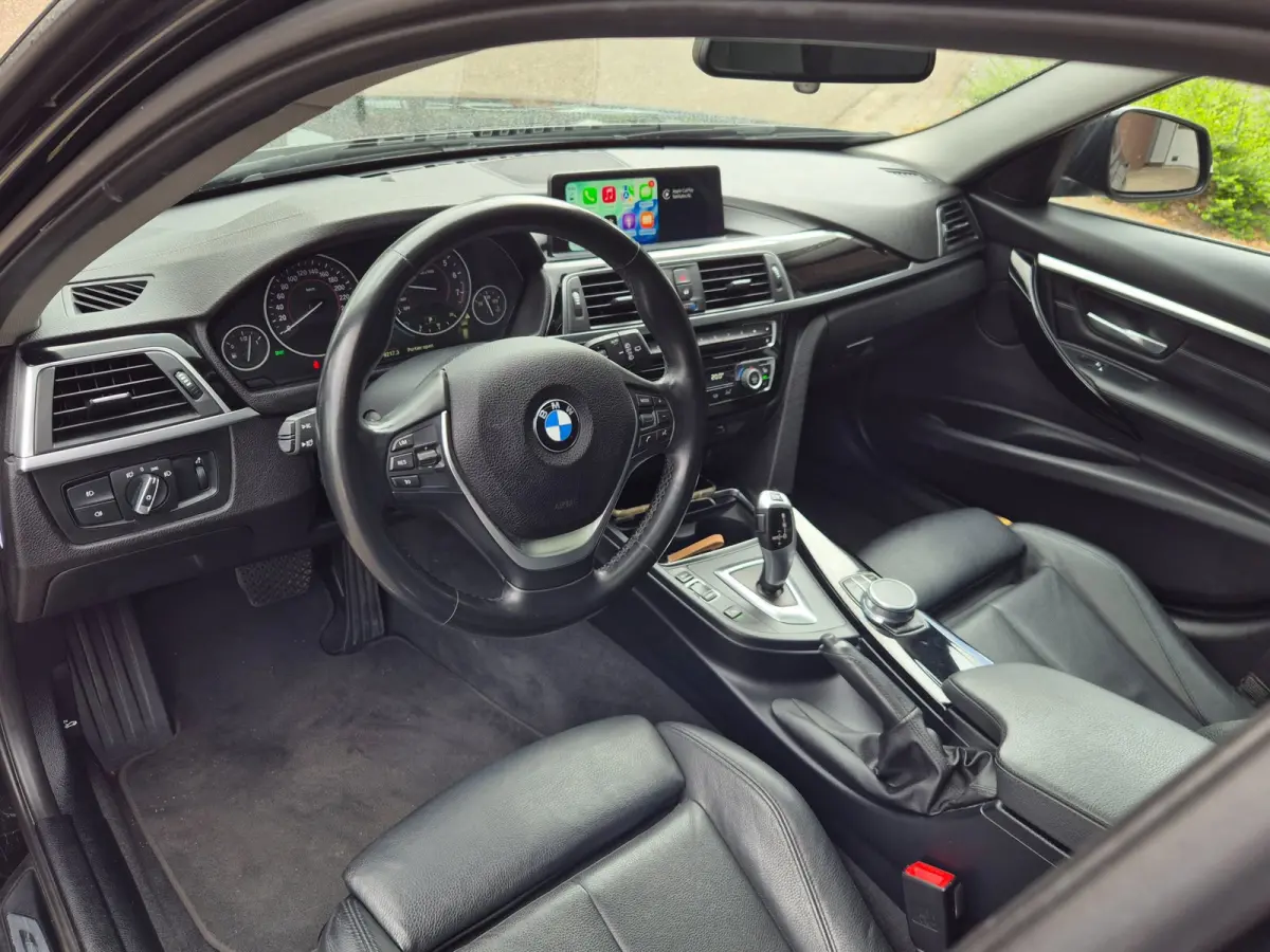 F31 Elk. Trekhaak Panorama Apple CarPlay Navi GR NAP Rijklaar ZGAN Runflat 18inch