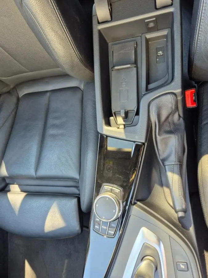 F31 Elk. Trekhaak Panorama Apple CarPlay Navi GR NAP Rijklaar ZGAN Runflat 18inch