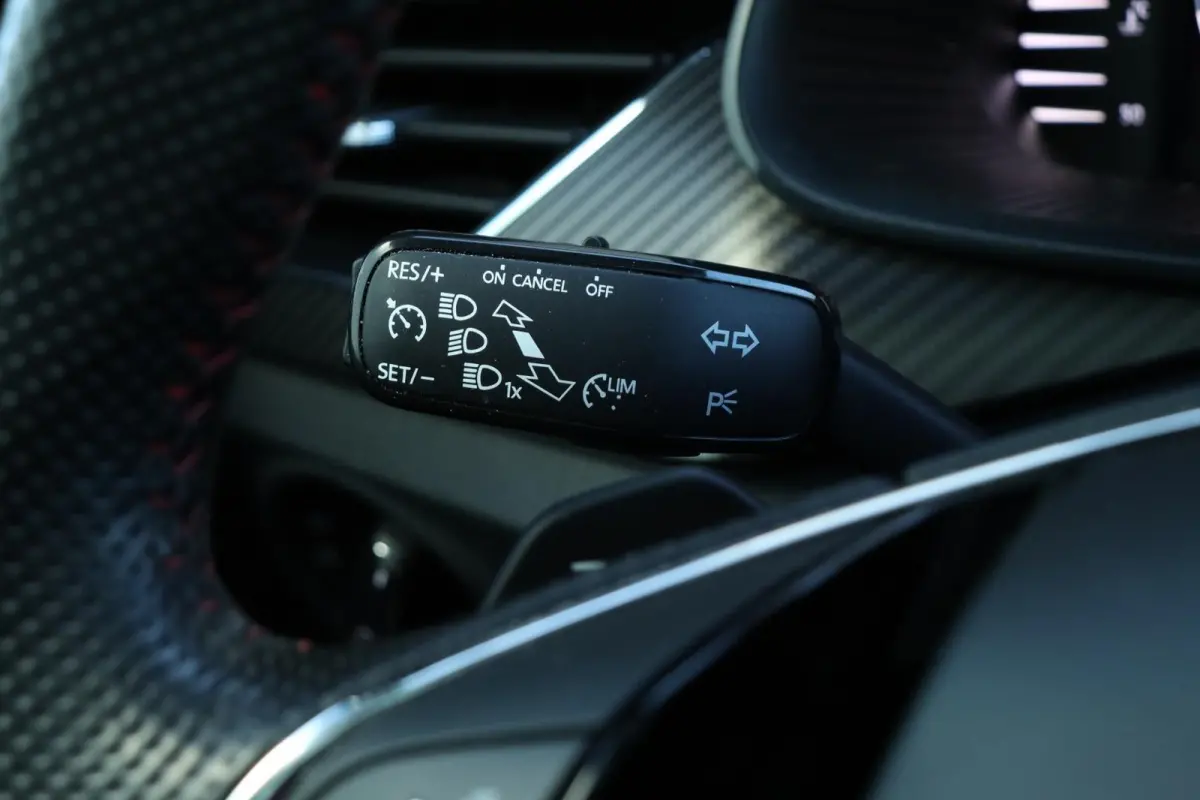 1.0 TSI Monte Carlo / 110PK! / Pano / Carplay / Virtual Cockpit / Camera / Trekhaak / 18'!