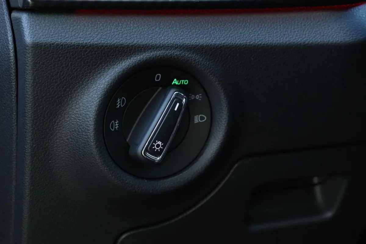 1.0 TSI Monte Carlo / 110PK! / Pano / Carplay / Virtual Cockpit / Camera / Trekhaak / 18'!