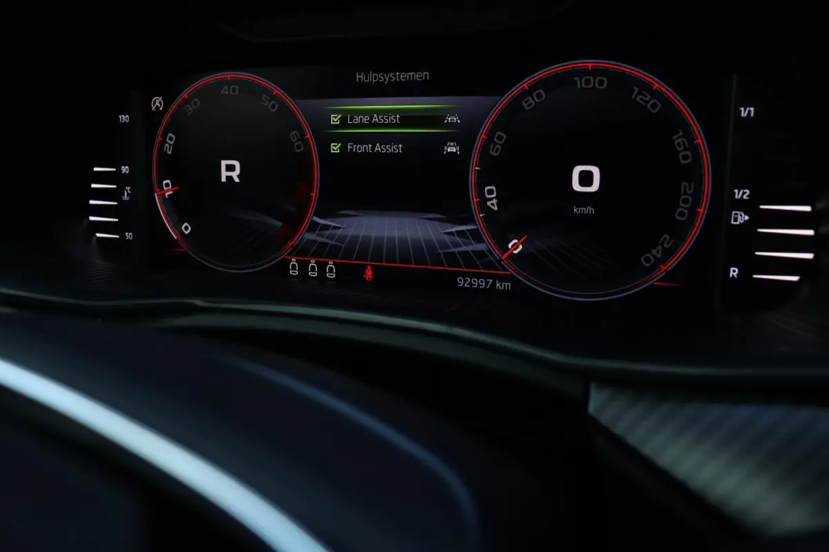 1.0 TSI Monte Carlo / 110PK! / Pano / Carplay / Virtual Cockpit / Camera / Trekhaak / 18'!