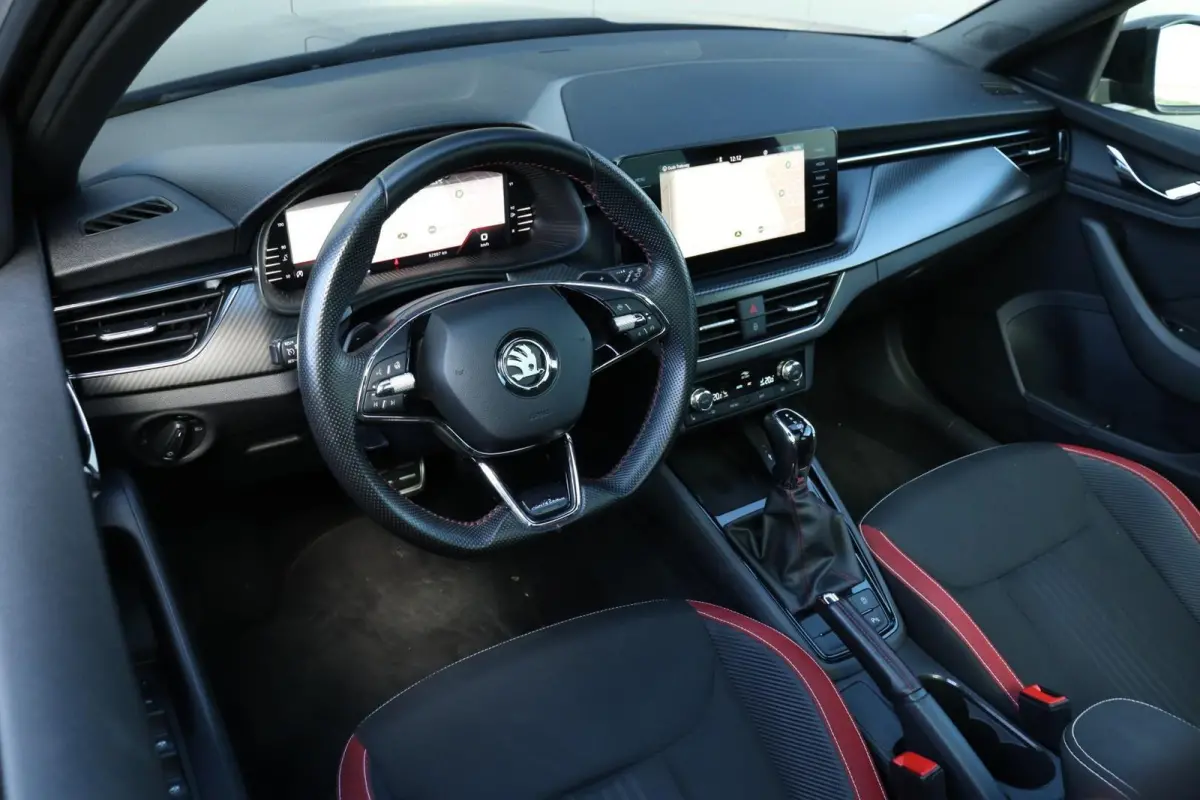1.0 TSI Monte Carlo / 110PK! / Pano / Carplay / Virtual Cockpit / Camera / Trekhaak / 18'!