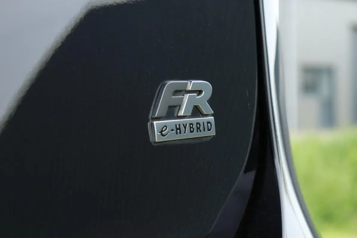 1.4 TSI e-Hybrid FR / 245PK / Vol Opties! / Virtual Cockpit / 360 Camera / Pano / LED / 20"!