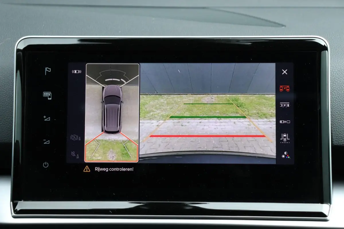 1.4 TSI e-Hybrid FR / 245PK / Vol Opties! / Virtual Cockpit / 360 Camera / Pano / LED / 20"!