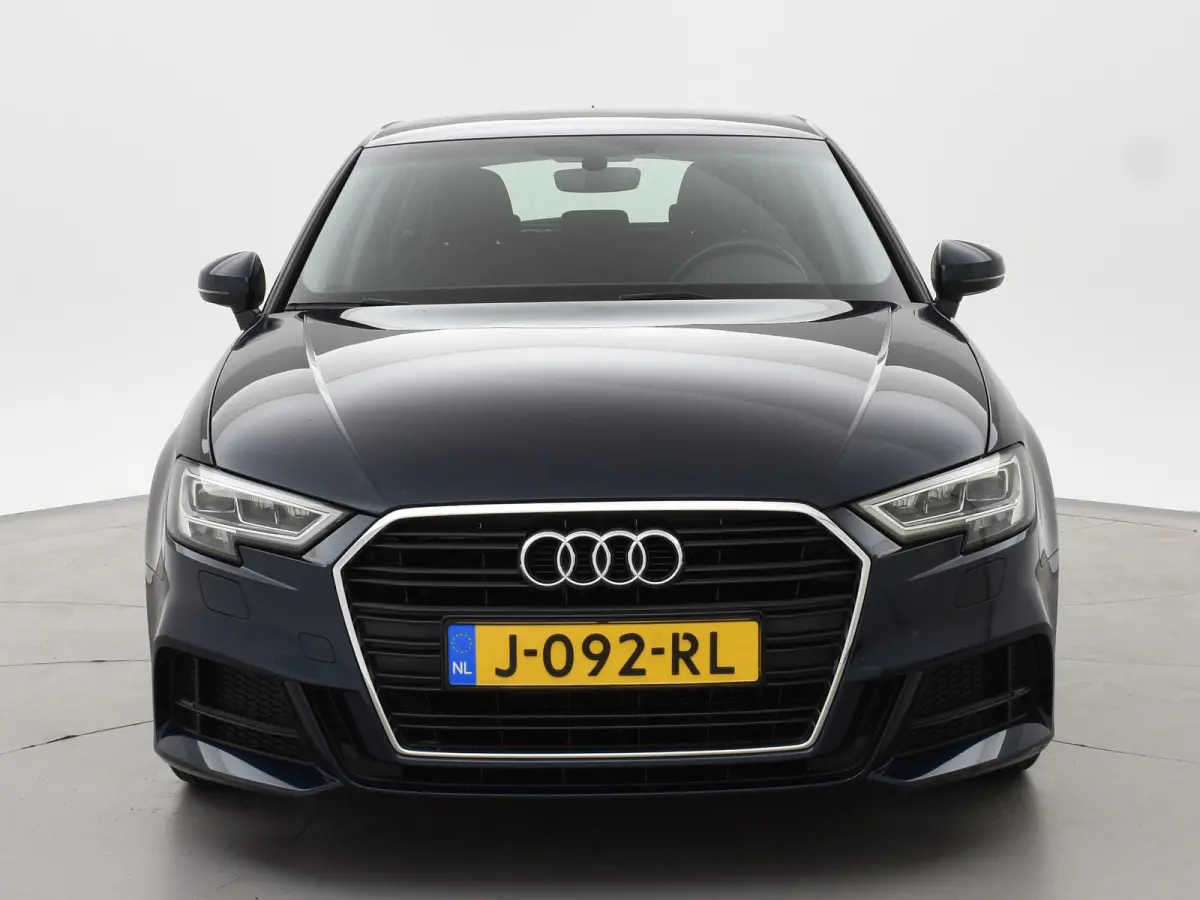 40 TFSI 190 PK S-TONIC AUT. DESIGN PRO LINE *COSMOSBLAUW METALLIC* + CARPLAY | STOEL/STUURVERW. | 18 INCH
