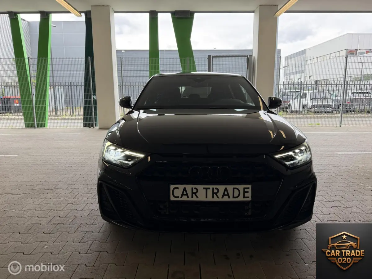 30 TFSI 3X S-LINE Black Edition