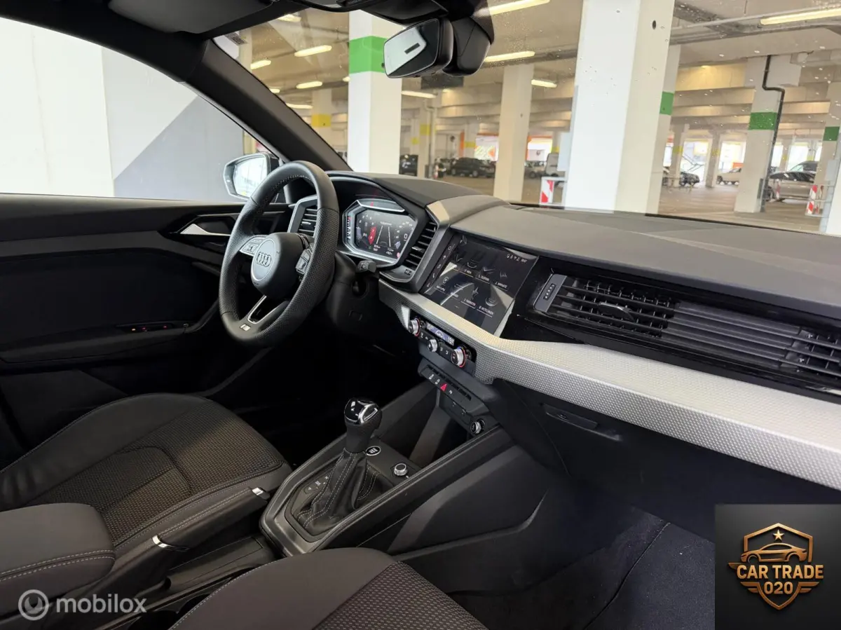 30 TFSI 3X S-LINE Black Edition