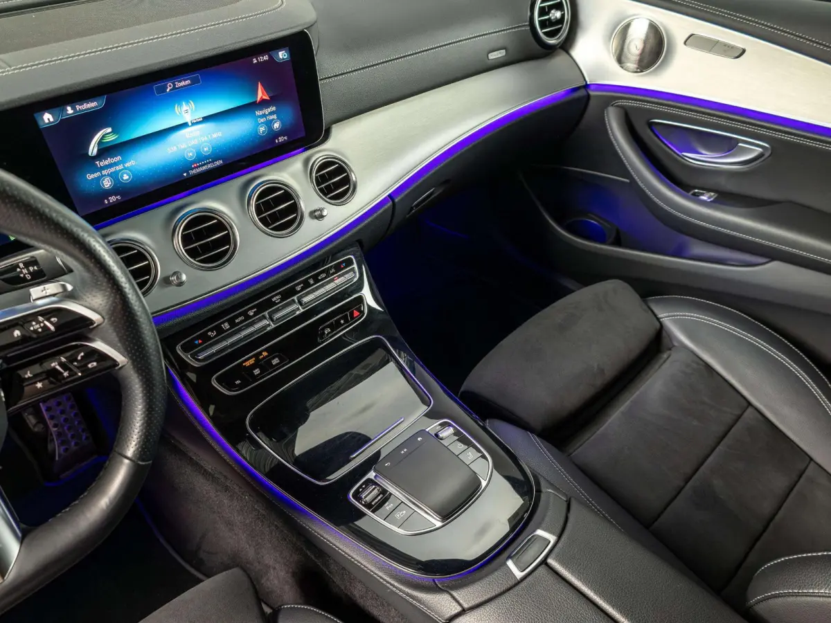300 e AMG Line | Panorama dak