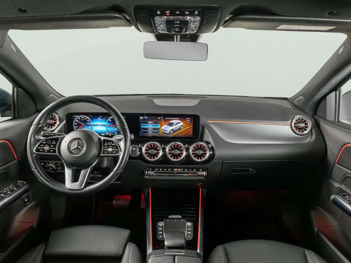 250 Business Solution Luxury 67 kWh | Panorama dak